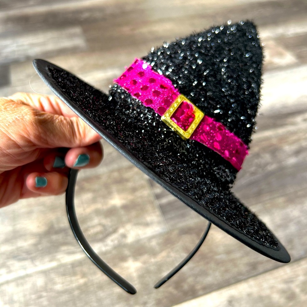 Sparkly girl’s Halloween witch’s hat hairband with purple band with gold buckle